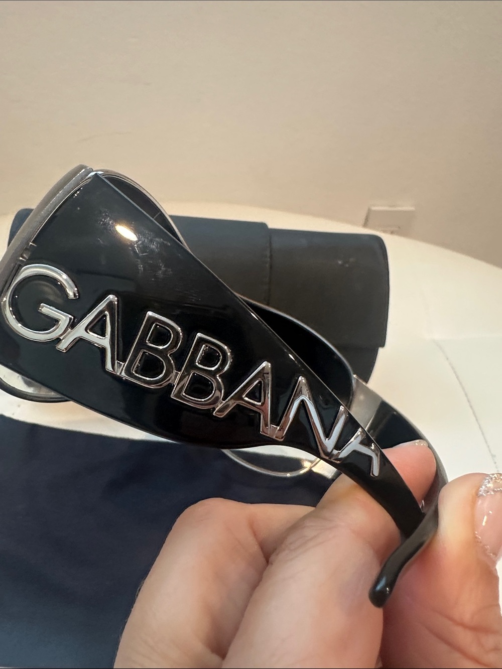 Dolce & Gabbana Black Shield Sunglasses with DG Logo Case - Picture 3 of 12